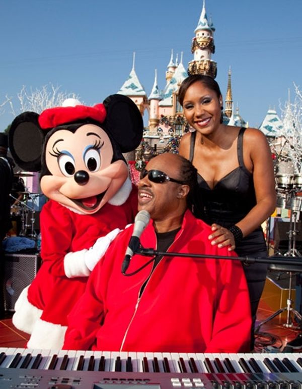 Minnie Mouse, Stevie Wonder and his daughter, Aisha Morris Photo