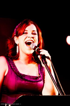 Lindsay Mendez @ BroadwayWorld Lindsay Mendez Photo