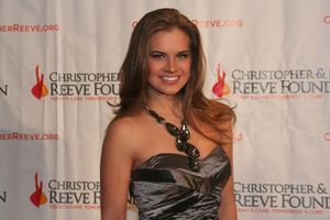 Stormi Henley (Miss Teen USA)
 Photo