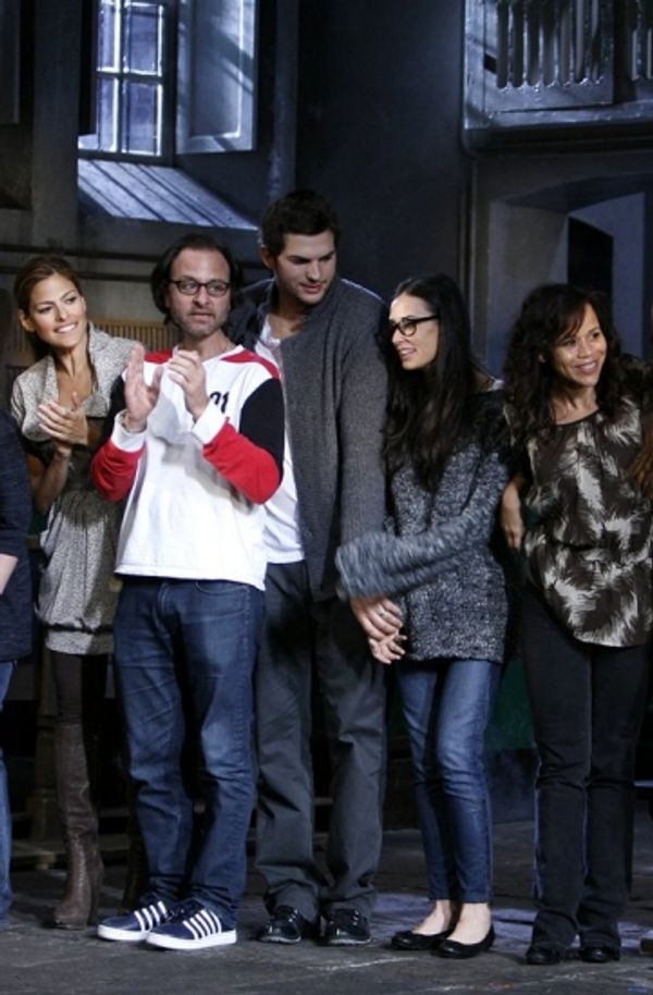 John Krasinski, Rachel Dratch, Eva Mendes, Fisher Stevens, Ashton Kutcher, Demi Moore Photo
