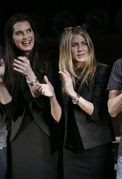 Brooke Shields and Jennifer Aniston Photo