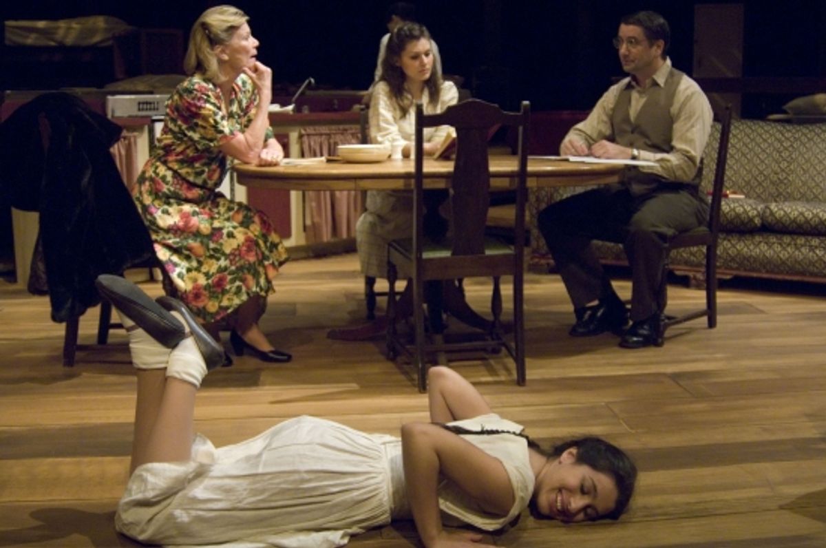 Elizabeth Oldak and cast at 