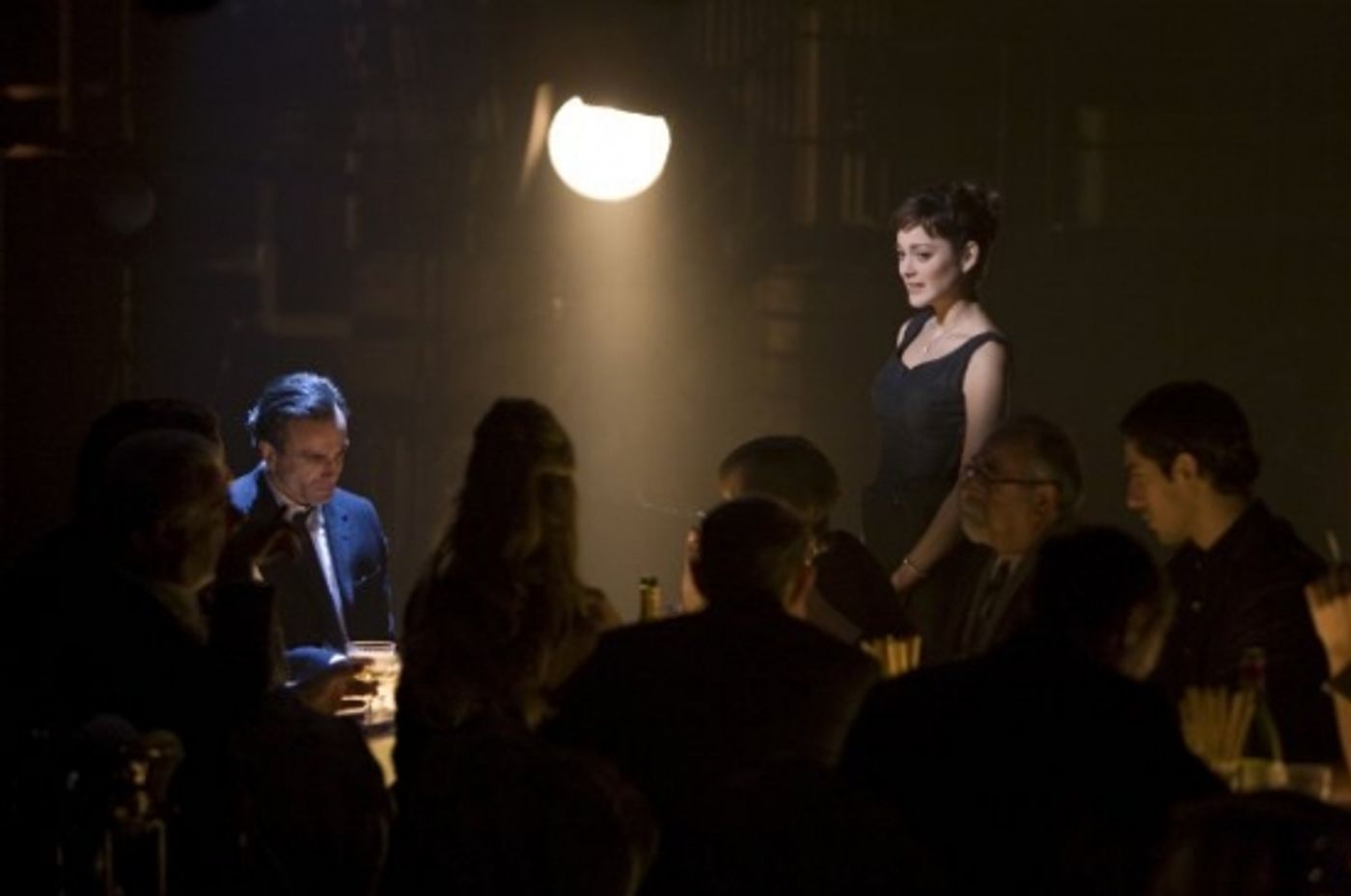 Photo Flash: New Stills Released for NINE Film  Image