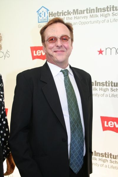Edward Hibbert Photo