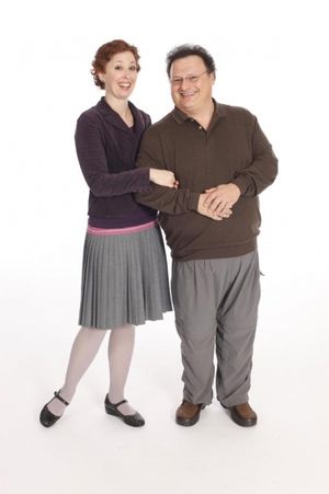 Mylinda Hull and Wayne Knight Photo