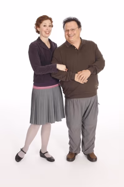 Mylinda Hull and Wayne Knight Photo
