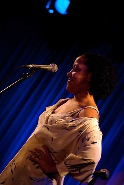 Lilli Cooper Photo