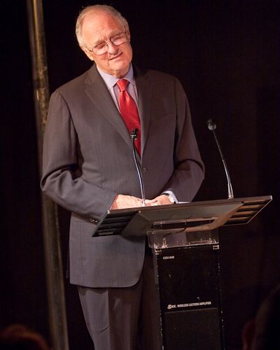Alan Alda Photo