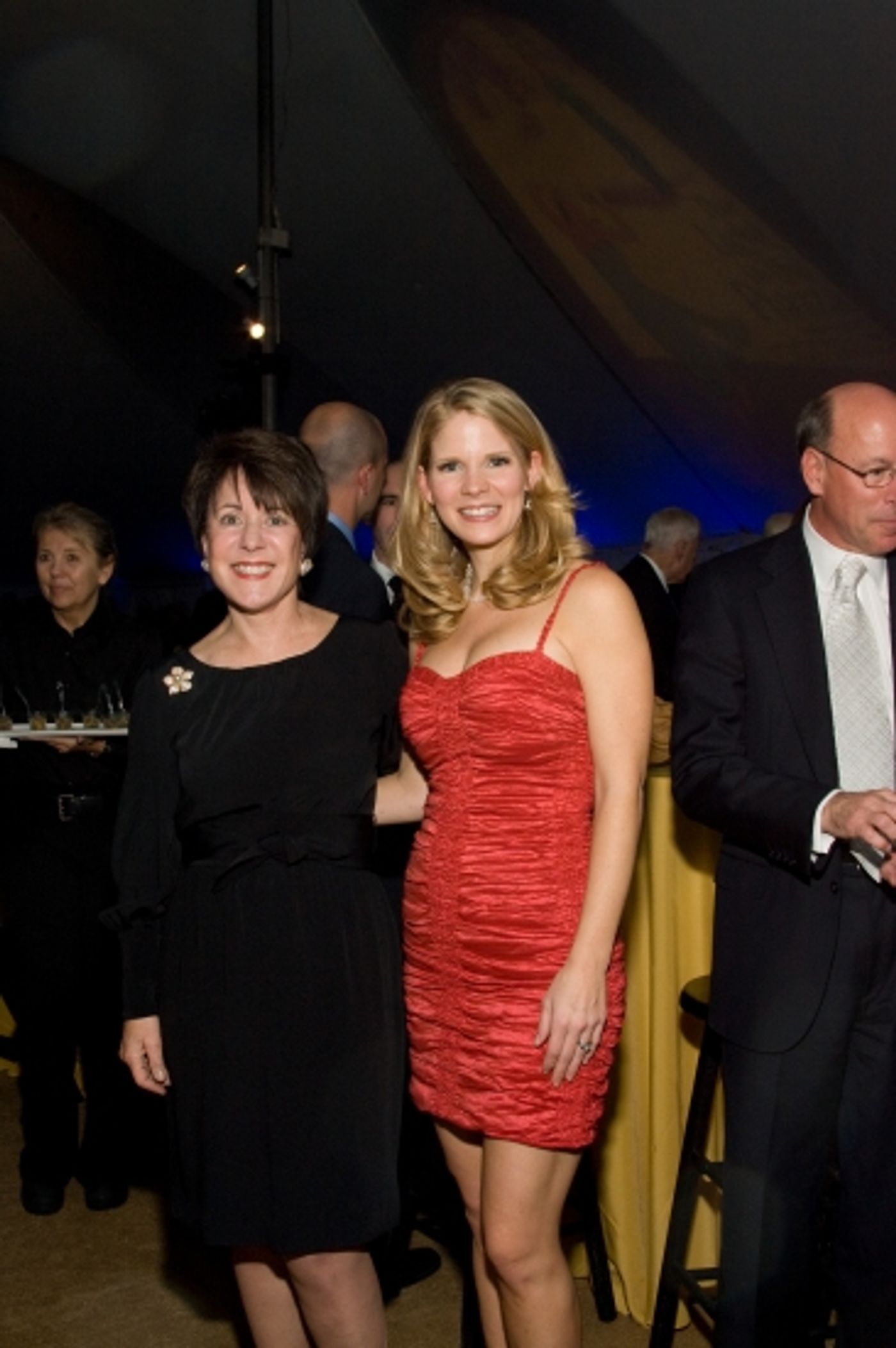 Photo Flash: Kelli O'Hara Shines at Landmark on Main Street's Annual Spotlight Gala Photo Flash: Kelli O'Hara Shines at Landmark on Main Street's Annual Spotlight Gala Image