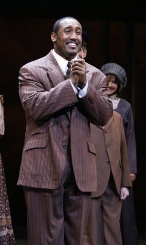 Quentin Earl Darrington @ BroadwayWorld Quentin Earl Darrington Photo