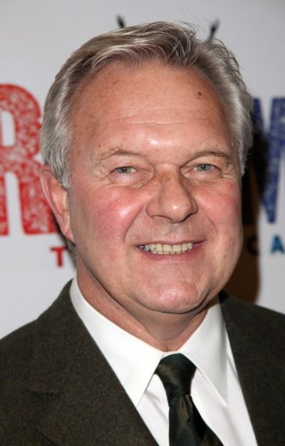 Walter Bobbie Photo