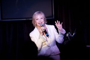 Florence Henderson Photo