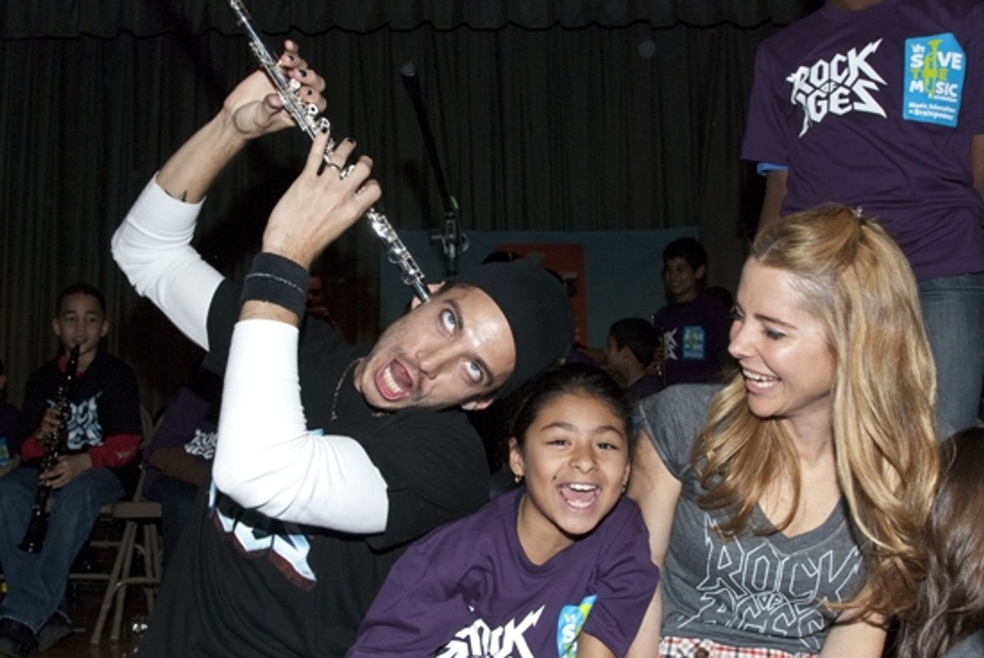 Photo Coverage: ROCK OF AGES and VH1 Save The Music Visit PS/IS 111  Image