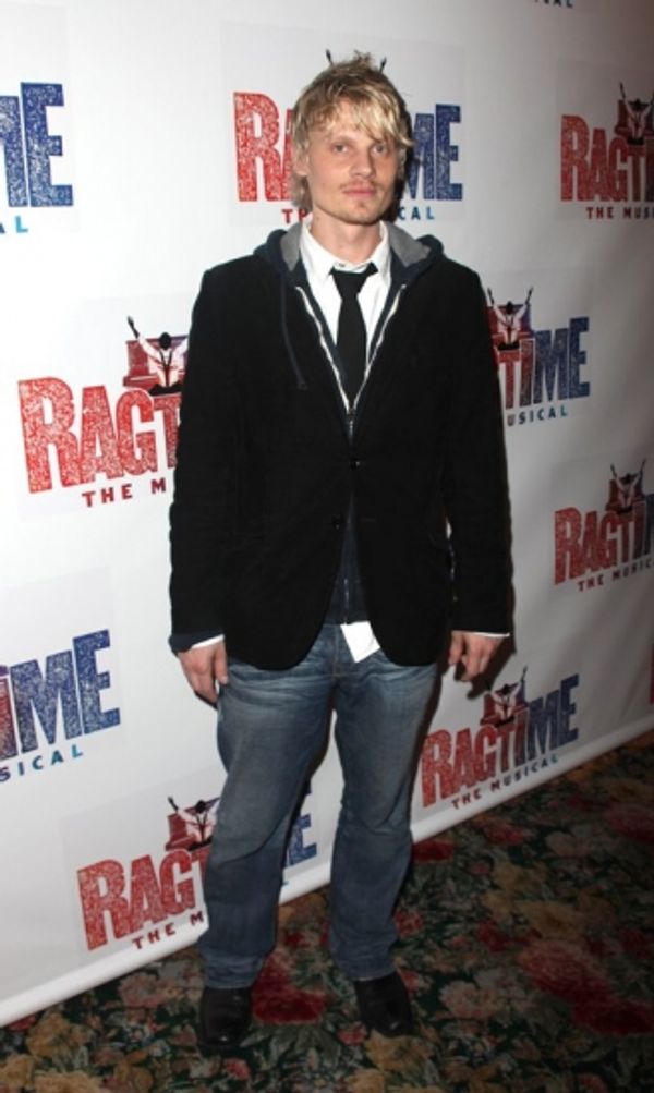 Jeffrey Carlson Photo