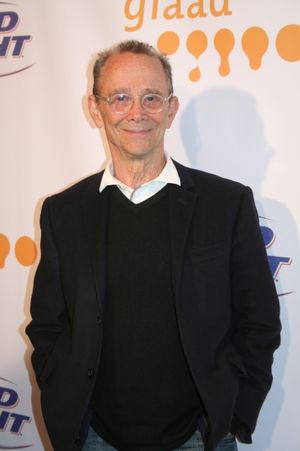 Joel Grey Photo