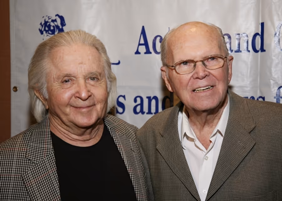 Photo Flash: A&O's Celebration of Caring Event Image
