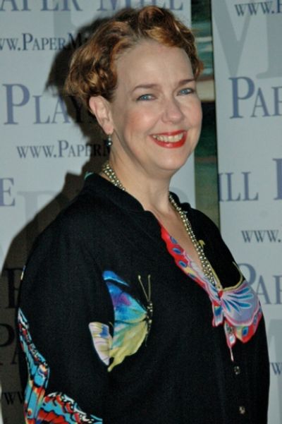 Harriet Harris Photo