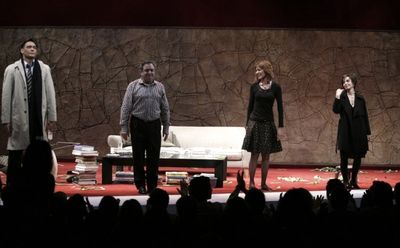 Jimmy Smits, Ken Stott, Christine Lahti and Annie Potts Photo