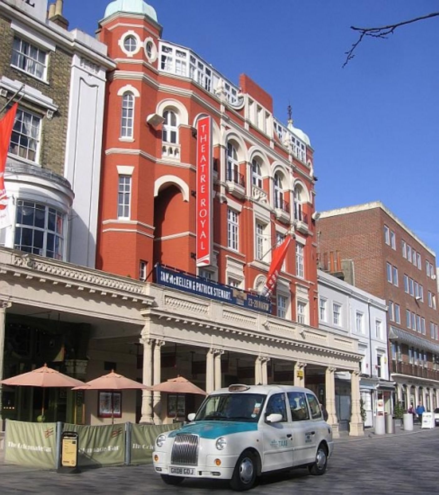 Photo Flash: A TALE OF TWO CITIES - THE UK THEATRICAL CONCERT  Image