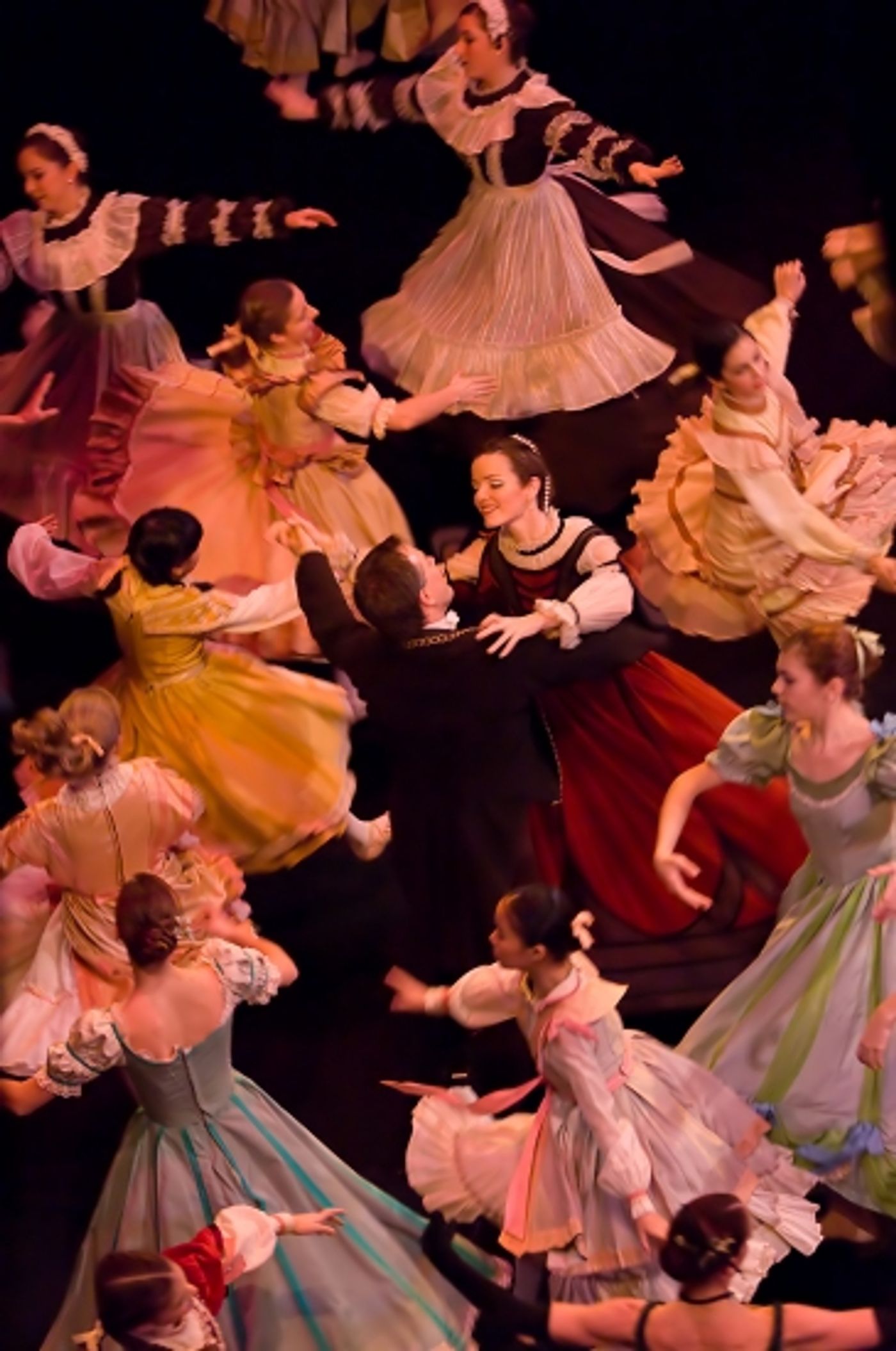 Photo Flash: Loyce Houlton's NUTCRACKER FANTASY Photo Flash: Loyce Houlton's NUTCRACKER FANTASY Image