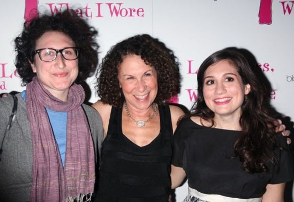 Gracie Devito, Rhea Perlman and Lucy DeVito Photo