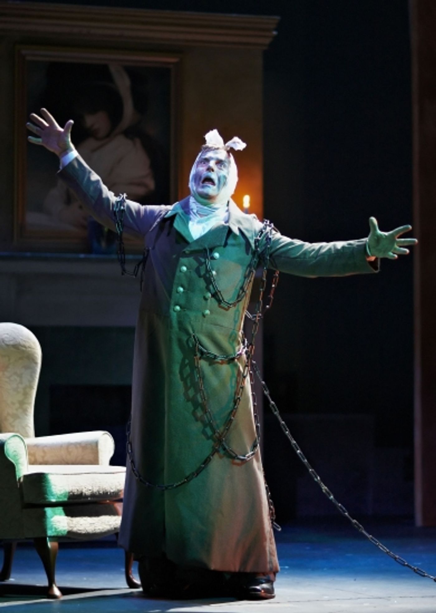 Photo Flash: Gareth Hale Stars In Arts Theatre's A CHRISTMAS CAROL  Image