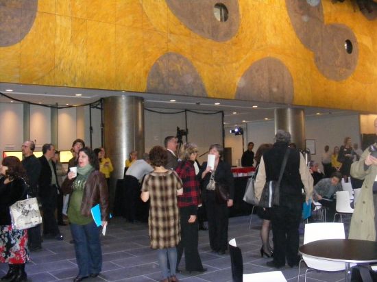 Photos: Bernadette Peters Opens Lincoln Center's David Rubenstein Atrium — photo 16 of 18