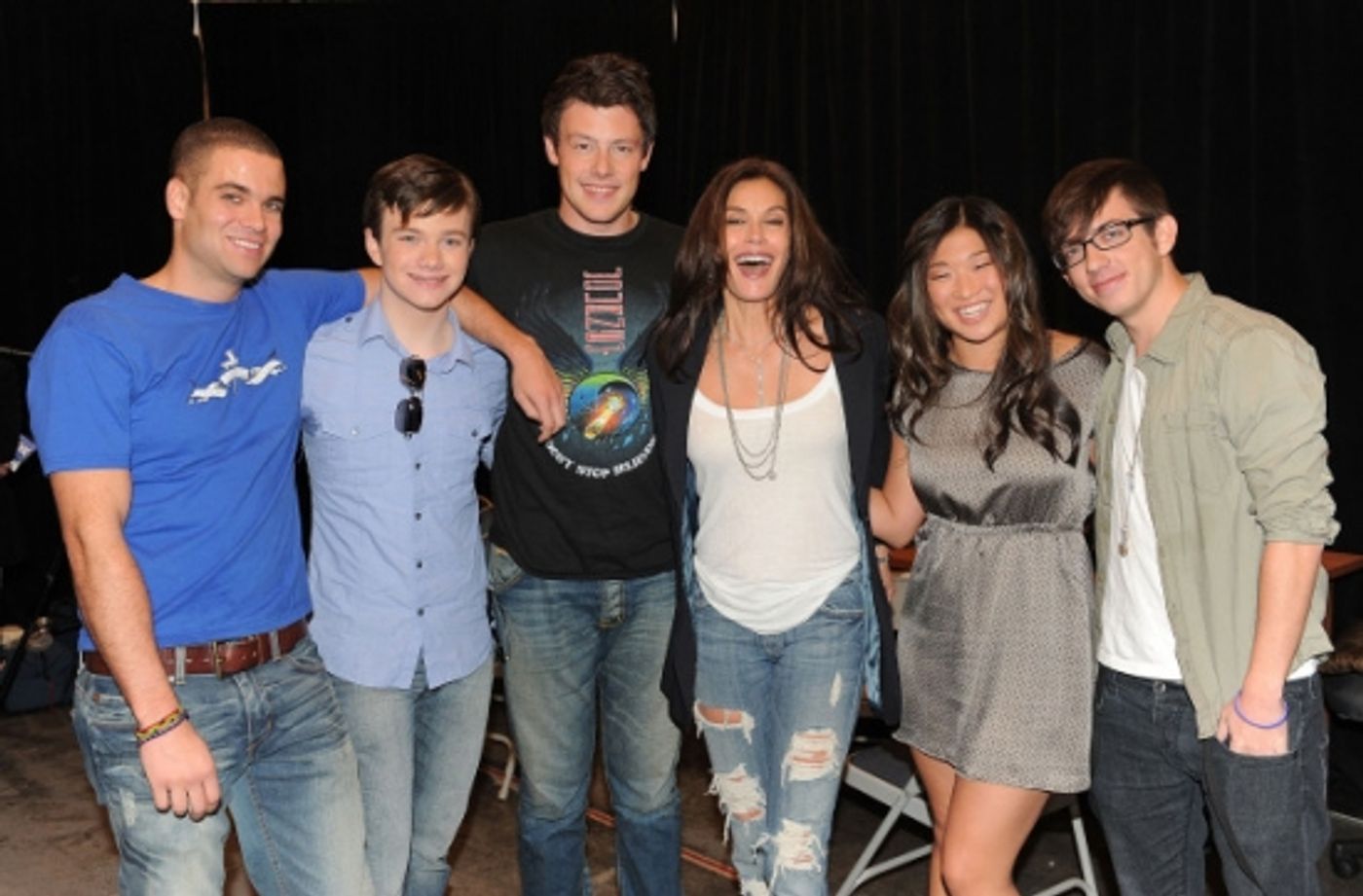 Photo Flash: The GLEE Cast CD Signing at LA's The Grove  Image