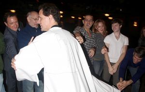 Michael X. Martin greeted by Kevin McCollum, Jonathan Hammond, Bobby Steggert and company @ BroadwayWorld Michael X. Martin greeted by Kevin McCollum, Jonathan Hammond, Bobby Steggert and com Photo