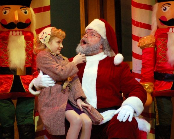 Photo Flash: Miracle on 34th Street at John W. Engeman Theater at Northport  Image