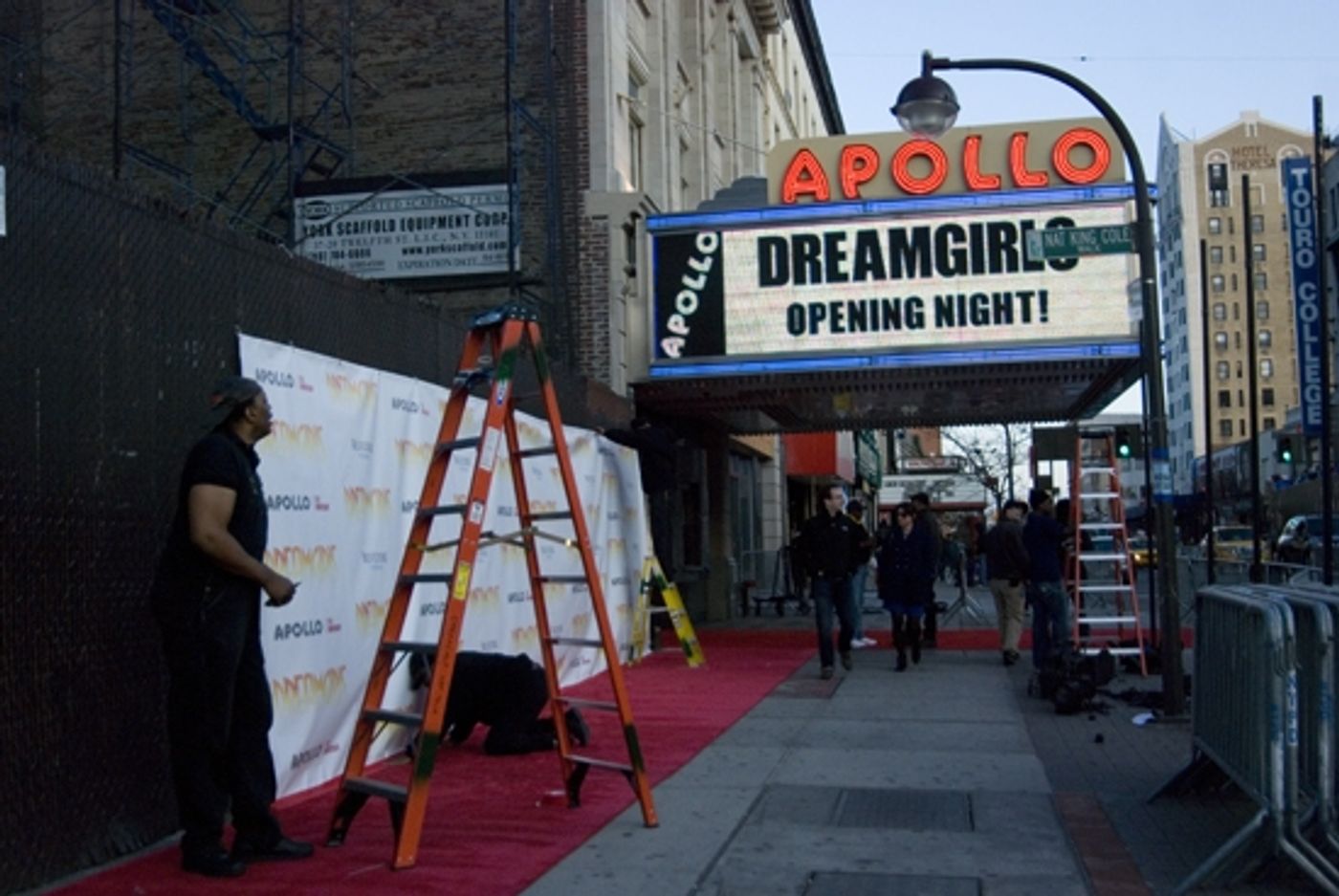 Photo Coverage: Opening Night of DREAMGIRLS at the Apollo Red Carpet  Image