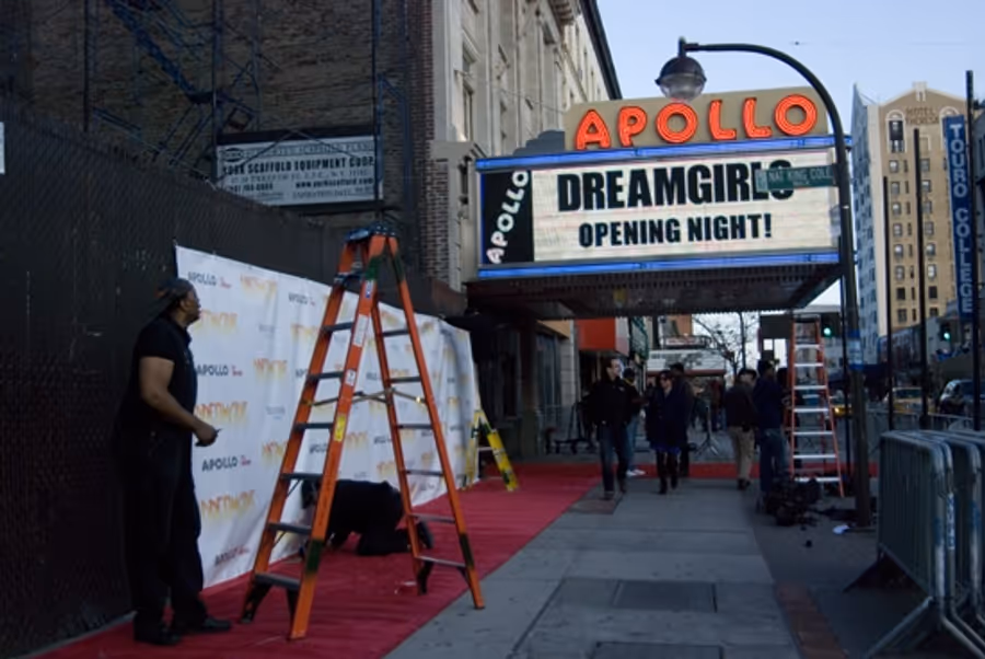 Photo Coverage: Opening Night of DREAMGIRLS at the Apollo Red Carpet Image