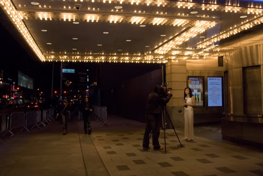 Photo Coverage: Opening Night of DREAMGIRLS at the Apollo Red Carpet Image