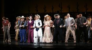 Mylinda Hull, Wayne Knight, Ana Gasteyer, Chris Diamantopoulos, Becki Newton, Marc Ku Photo