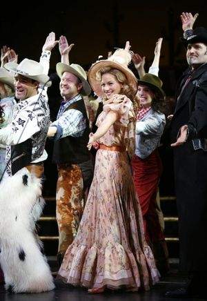 Chris Diamantopoulos & Becki Newton & Marc Kudisch @ BroadwayWorld Chris Diamantopoulos & Becki Newton & Marc Kudisch Photo