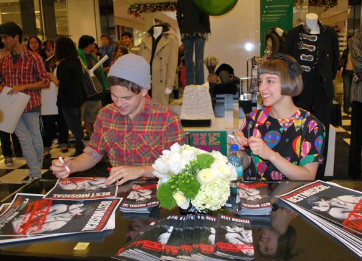 Taylor Trensch, Steffi D. at 