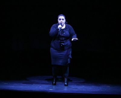 Nikki Blonsky Photo
