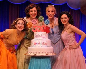 Courtney Balan, Lindsay Mendez, Lowe Taylor, Christina DeCicco @ BroadwayWorld Courtney Balan, Lindsay Mendez, Lowe Taylor, Christina DeCicco Photo