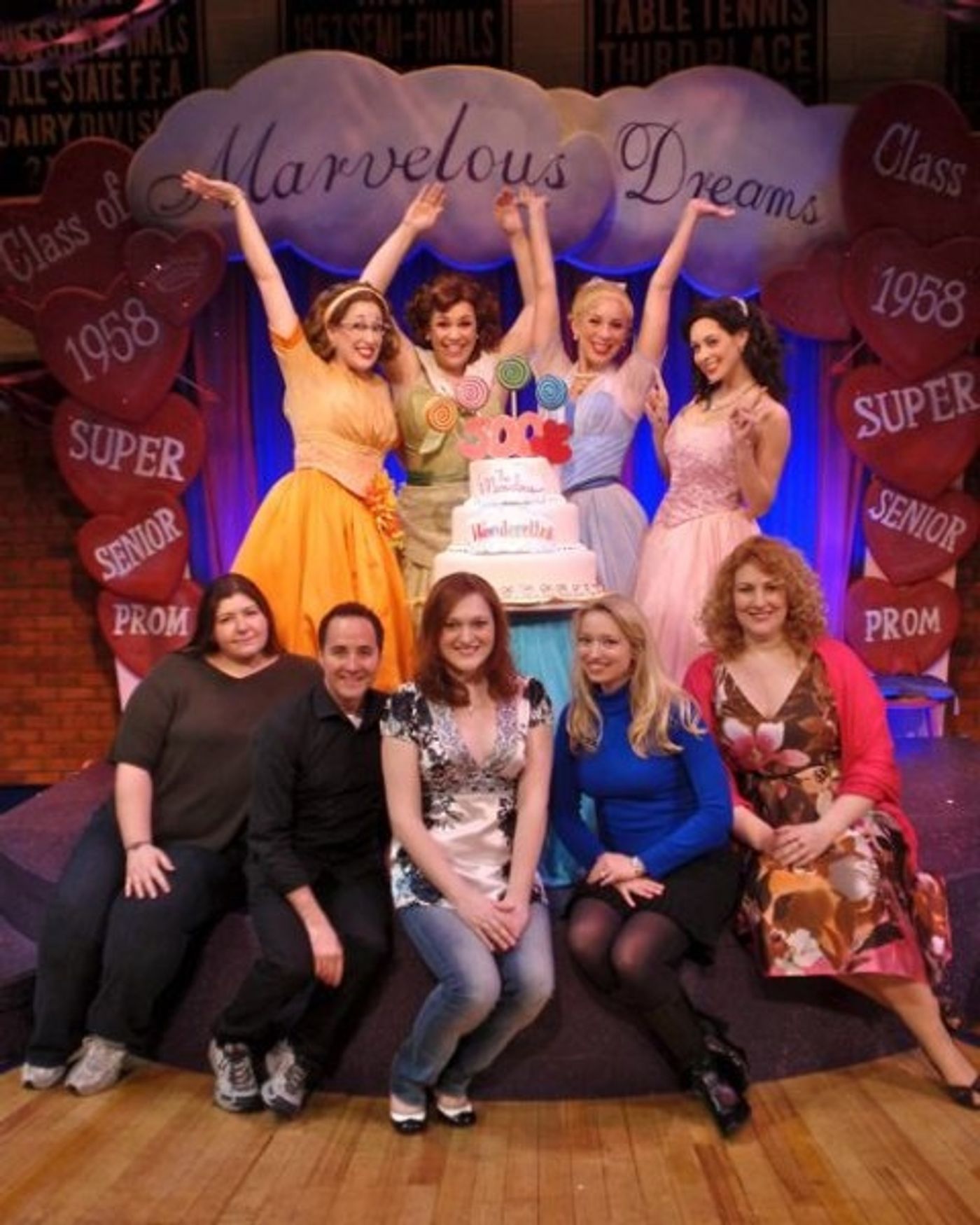 Photo Flash: THE MARVELOUS WONDERETTES Celebrates 500 Performances  Image