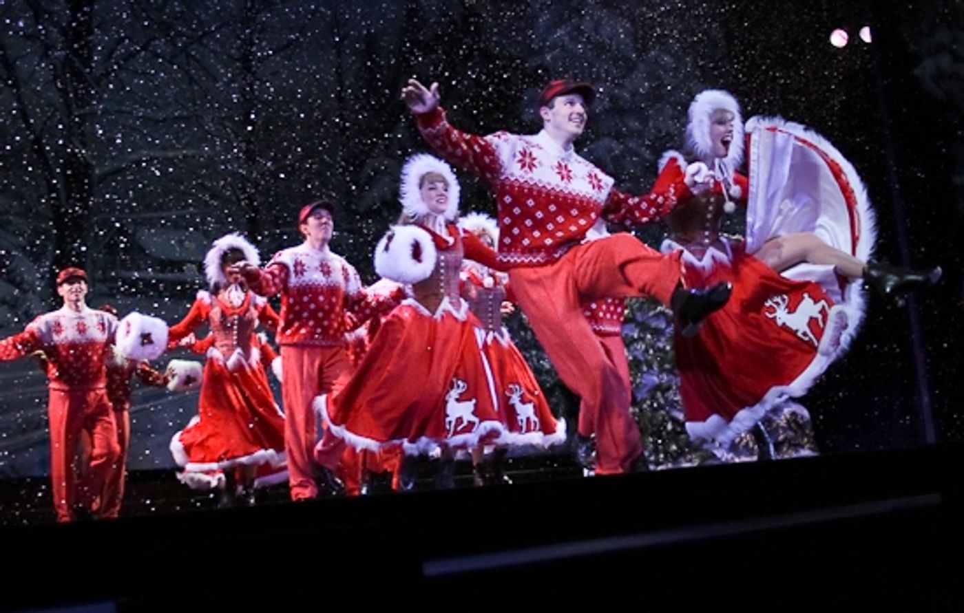 Photo Coverage: Happy Holiday! IRVING BERLIN'S WHITE CHRISTMAS Opens!  Image