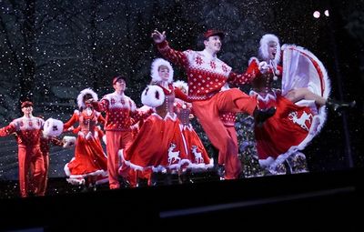 Joseph Medeiros, Kelly Sheehan and the ensemble soar! Photo