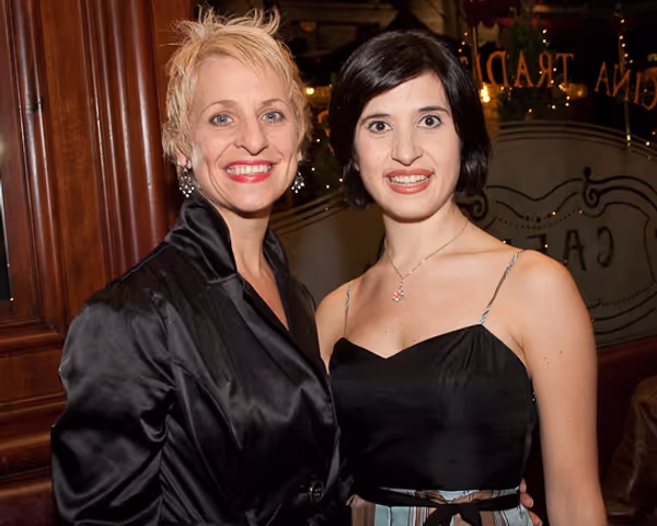 Associate choreographer and dance captain Kelli Barclay and assistant choreographer a Photo
