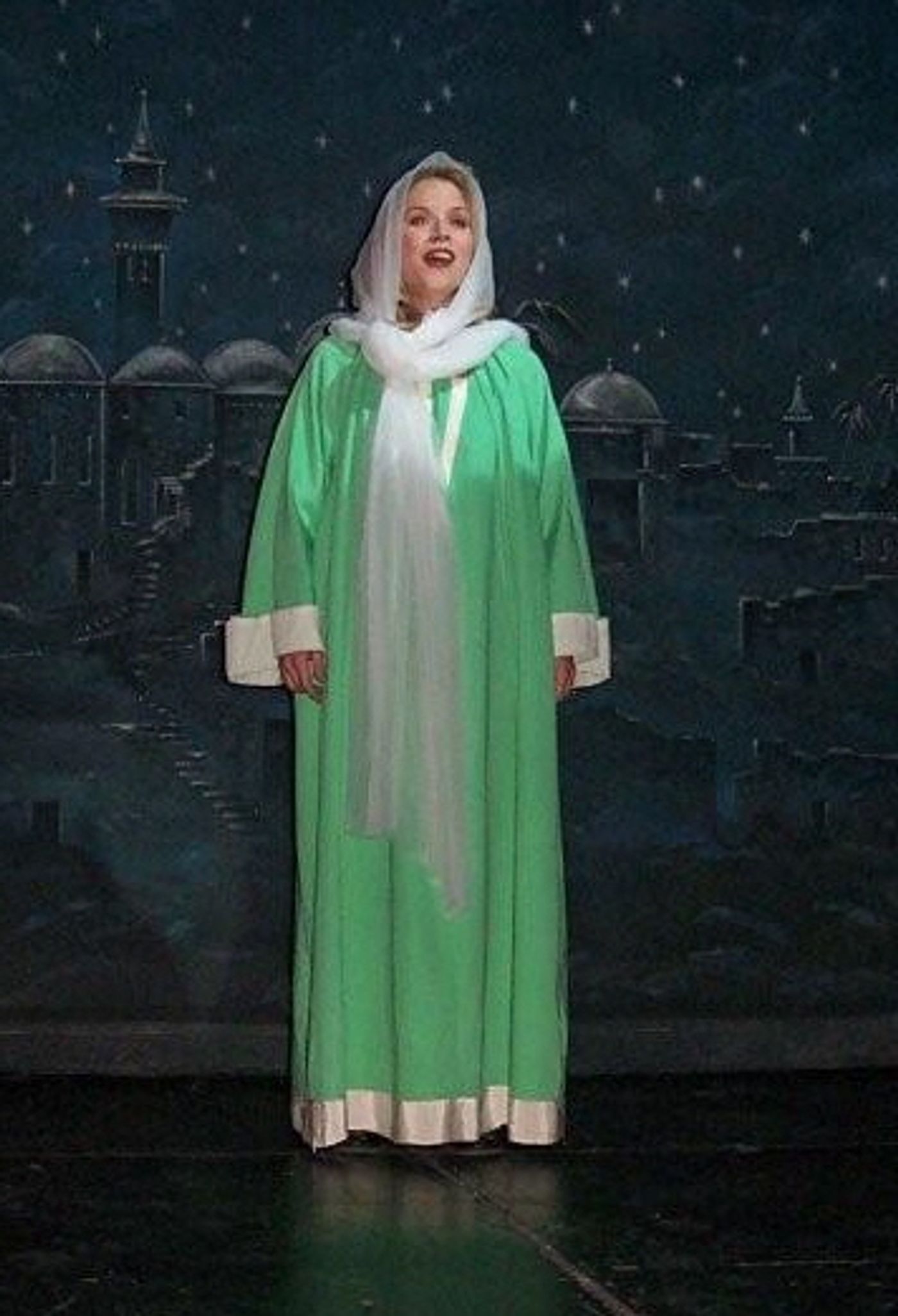 Photo Coverage: Broadway's Sarah Pfisterer Stars in Reagle Christmas Spectacular  Image