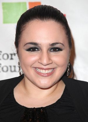  Nikki Blonsky Photo
