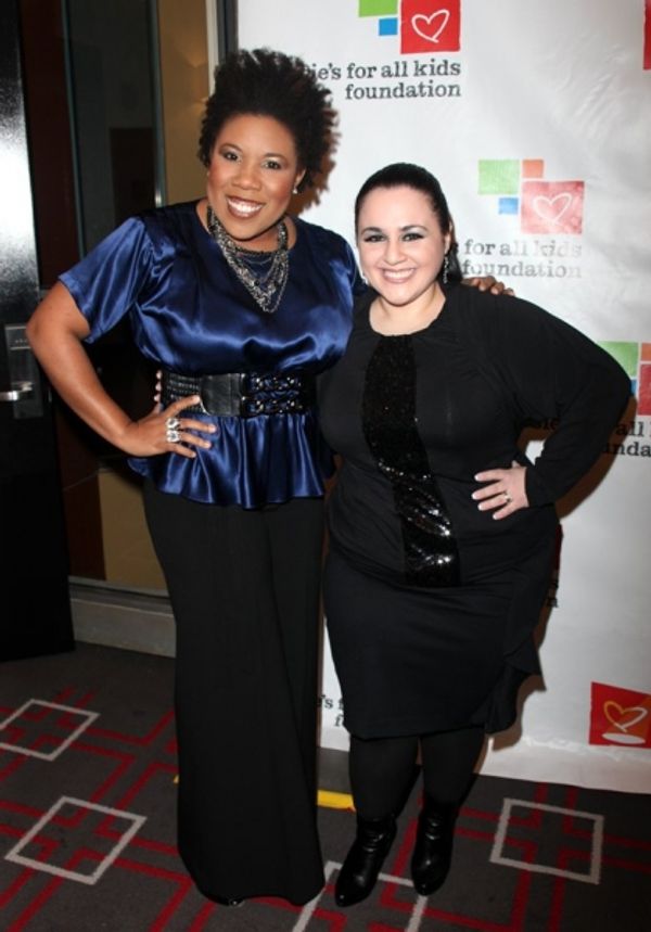 Melinda Doolittle and Nikki Blonsky Photo