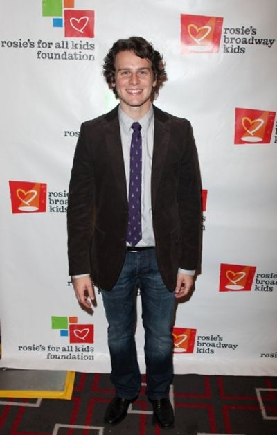 Jonathan Groff Photo