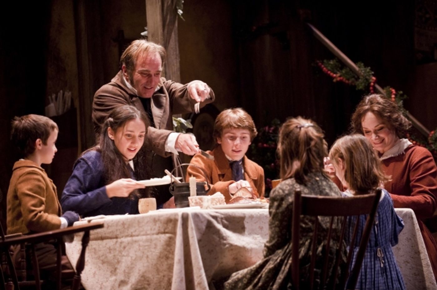 Photo Flash: Goodman Theatre's A CHRISTMAS CAROL  Image