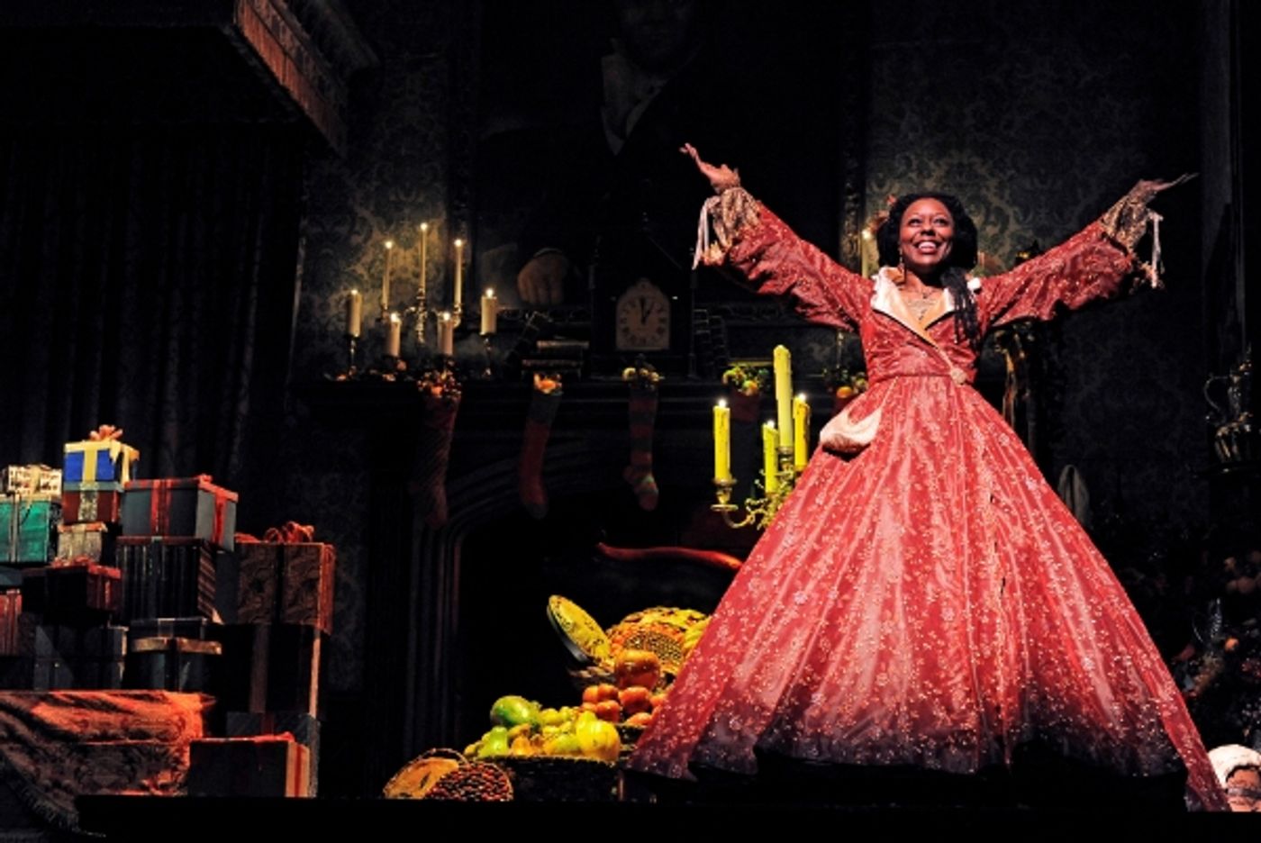 Photo Flash: Goodman Theatre's A CHRISTMAS CAROL  Image