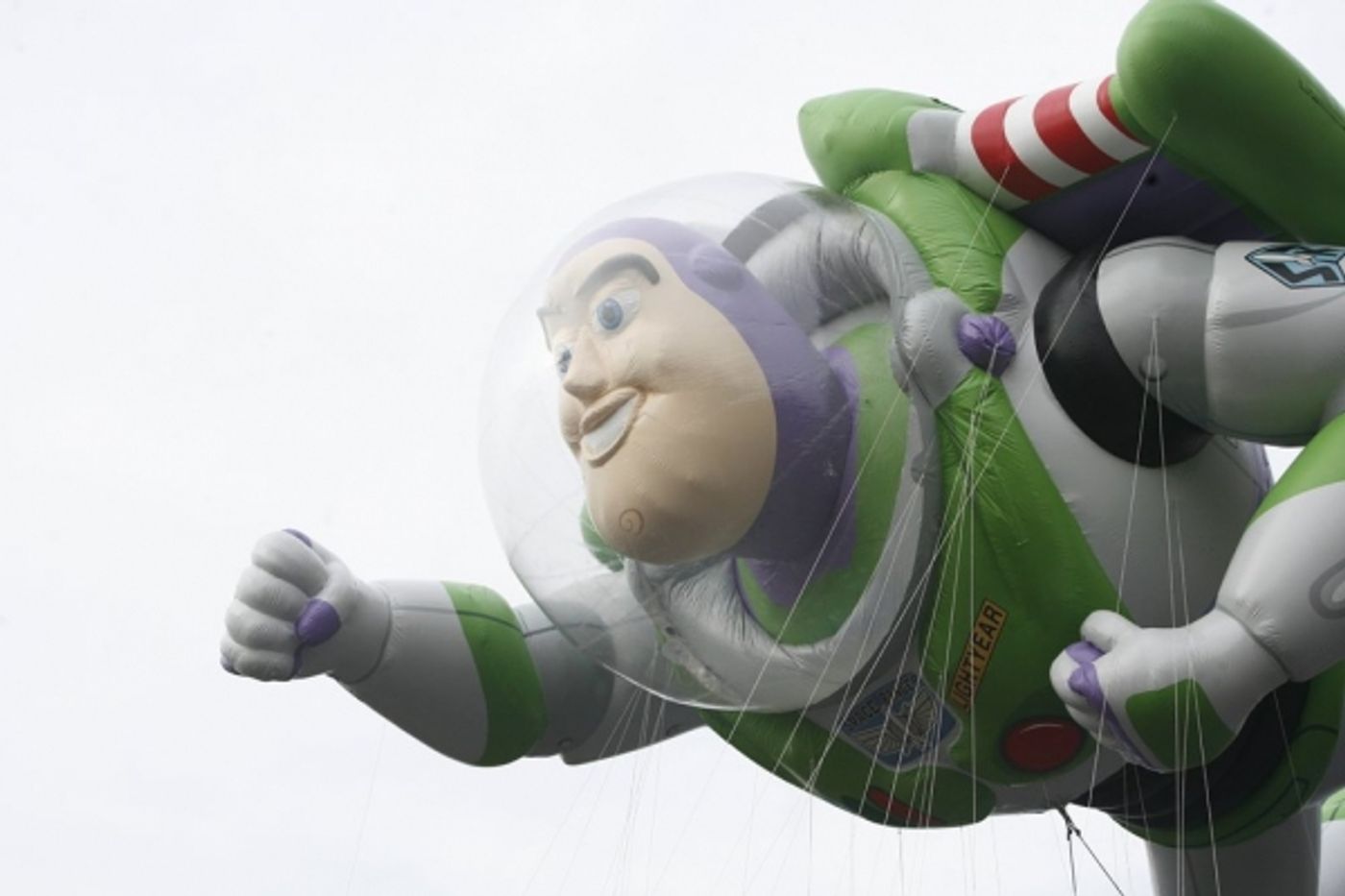 Photo Coverage: The 83rd Edition of the 'Macy's Thanksgiving Day Parade' - The Men  Image
