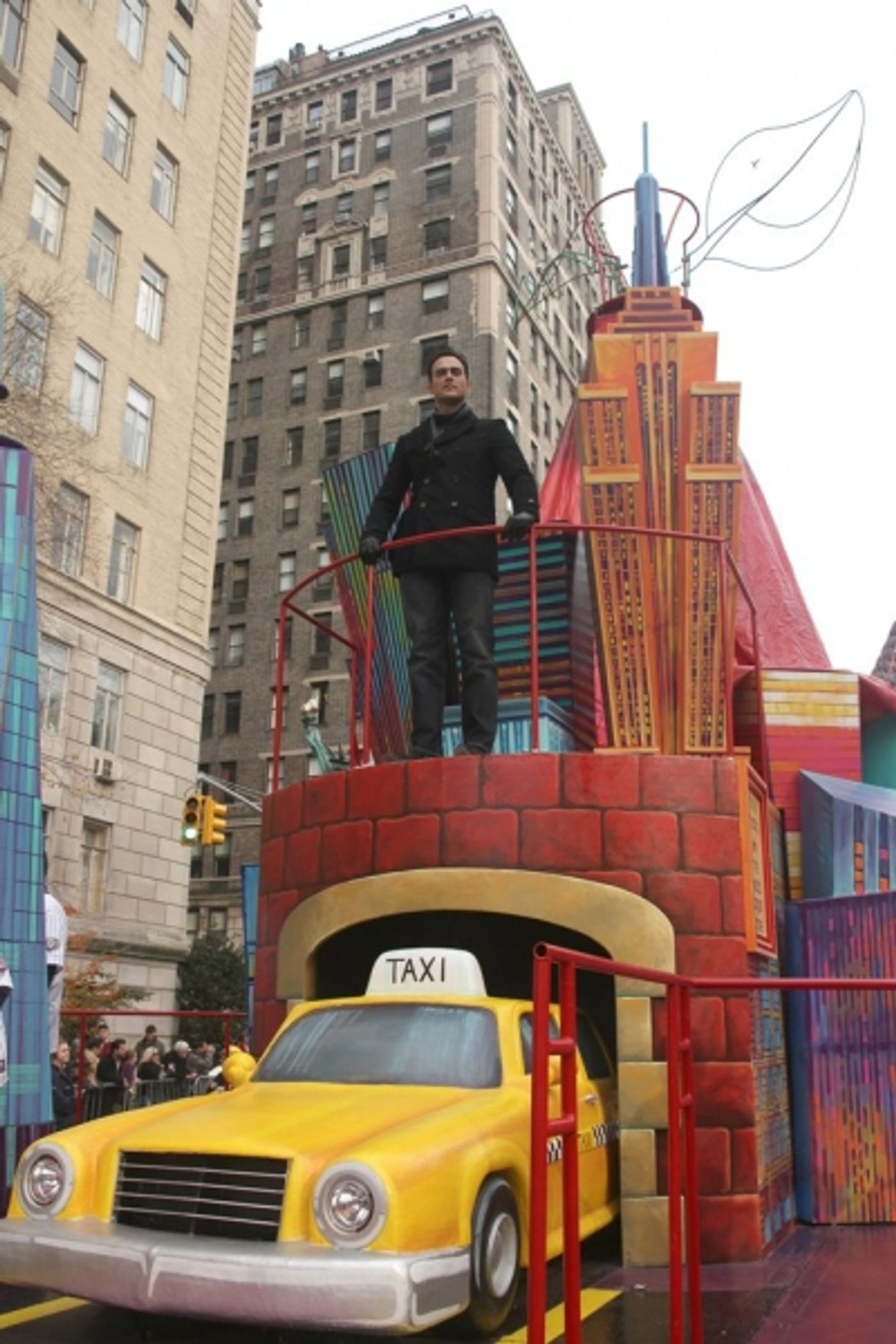 Photo Coverage: The 83rd Edition of the 'Macy's Thanksgiving Day Parade' - The Men  Image